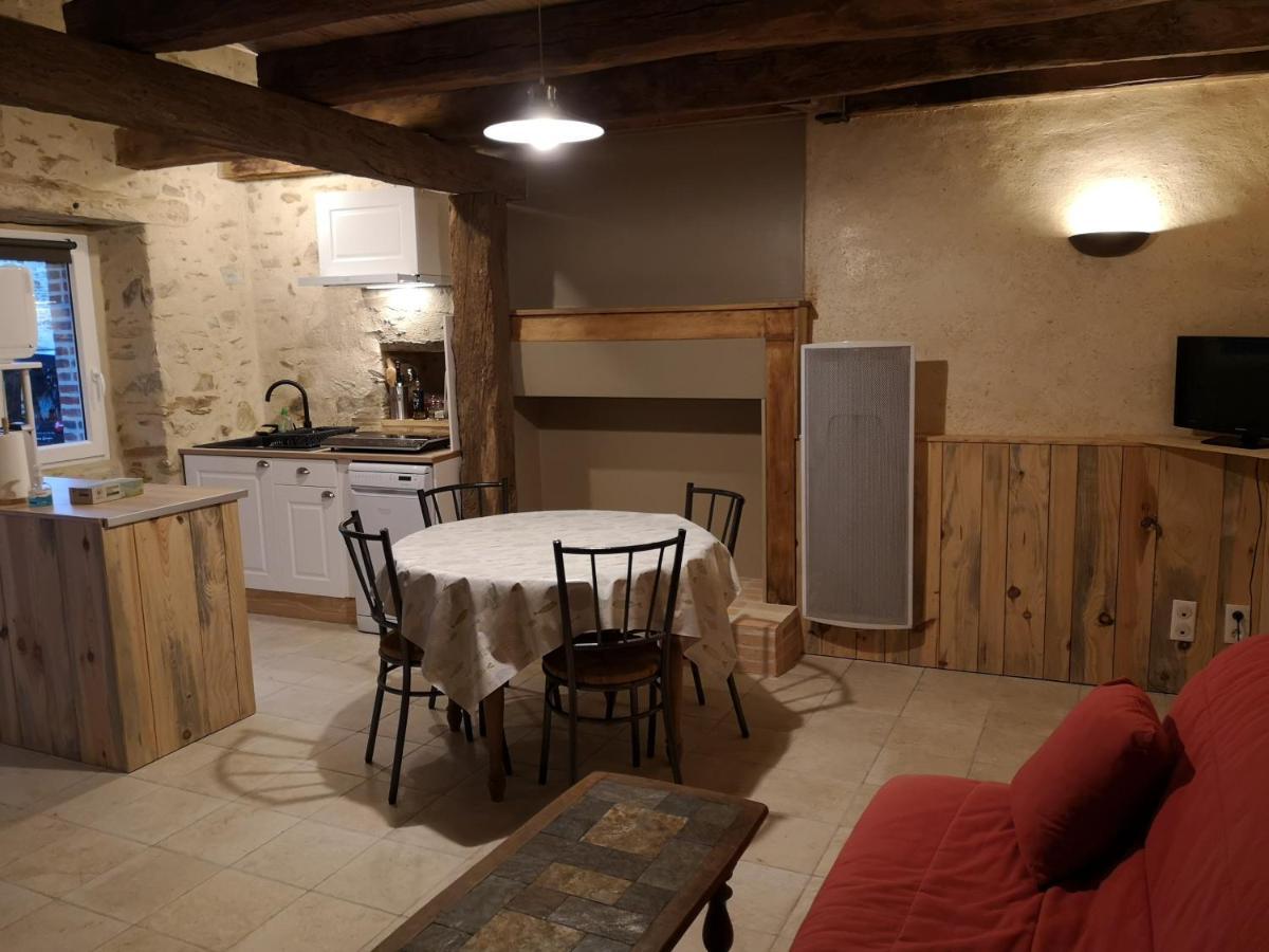 Gite Les Genets Saint-Fulgent Exterior photo